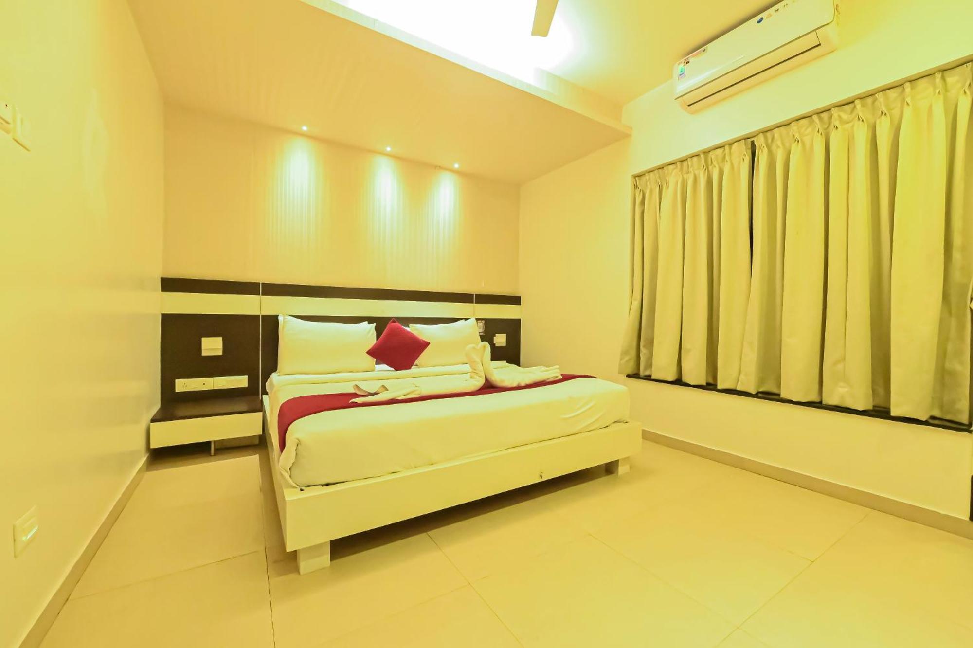 Yuvraj Palace Inn Mysore Exterior photo