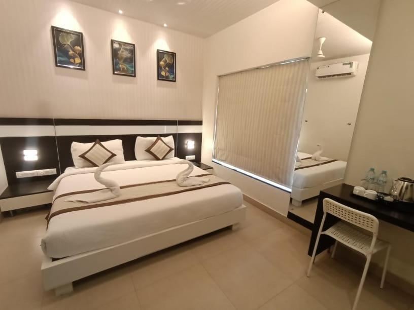 Yuvraj Palace Inn Mysore Exterior photo