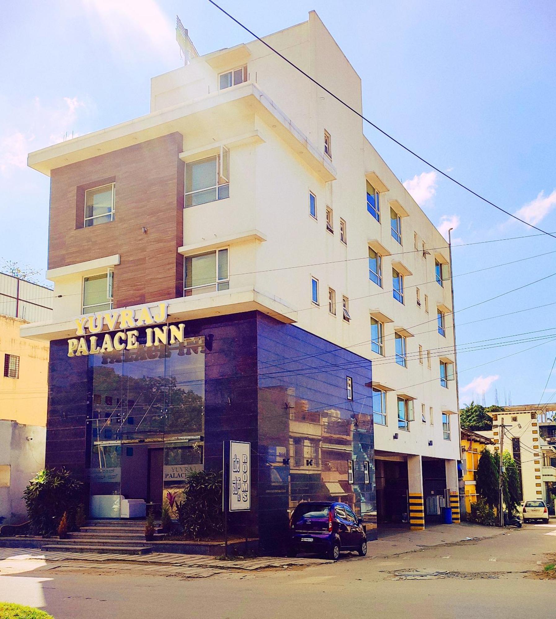 Yuvraj Palace Inn Mysore Exterior photo